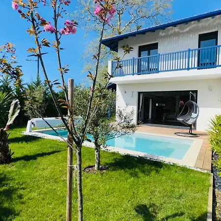 Contemporaine Avec Piscine * Bidart